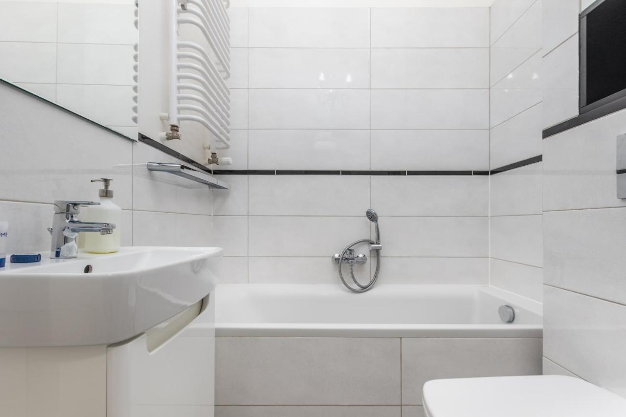 Apartments Old Town 2 Warsaw By Renters Ngoại thất bức ảnh